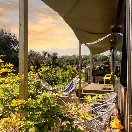 The Hive - Unique Hot Tub Cabin In Millport Eksteriør billede