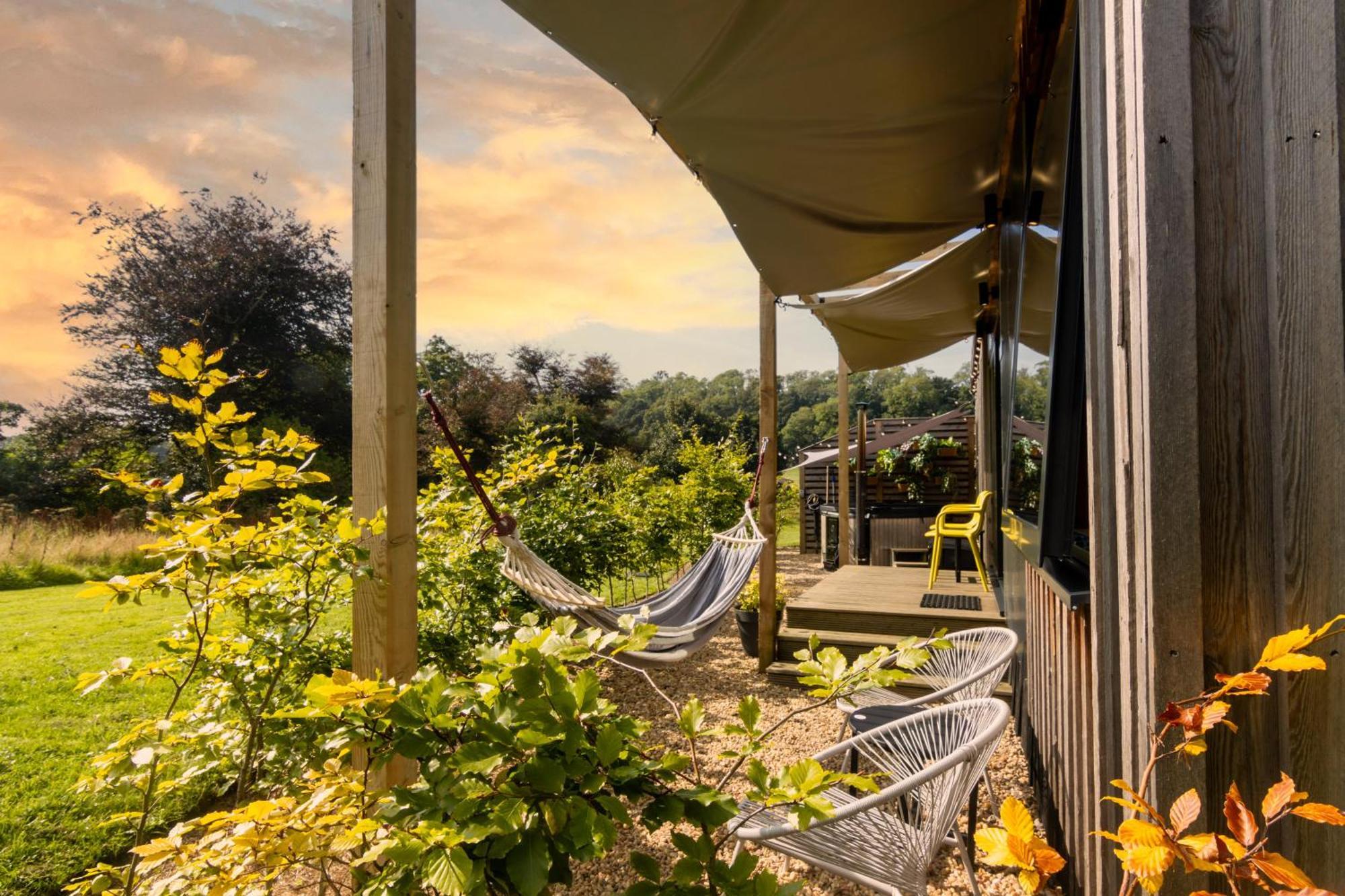 The Hive - Unique Hot Tub Cabin In Millport Eksteriør billede